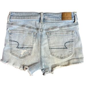 American Eagle Distressed Denim Shorts Size 4 Light Wash High Rise Frayed Cutoff